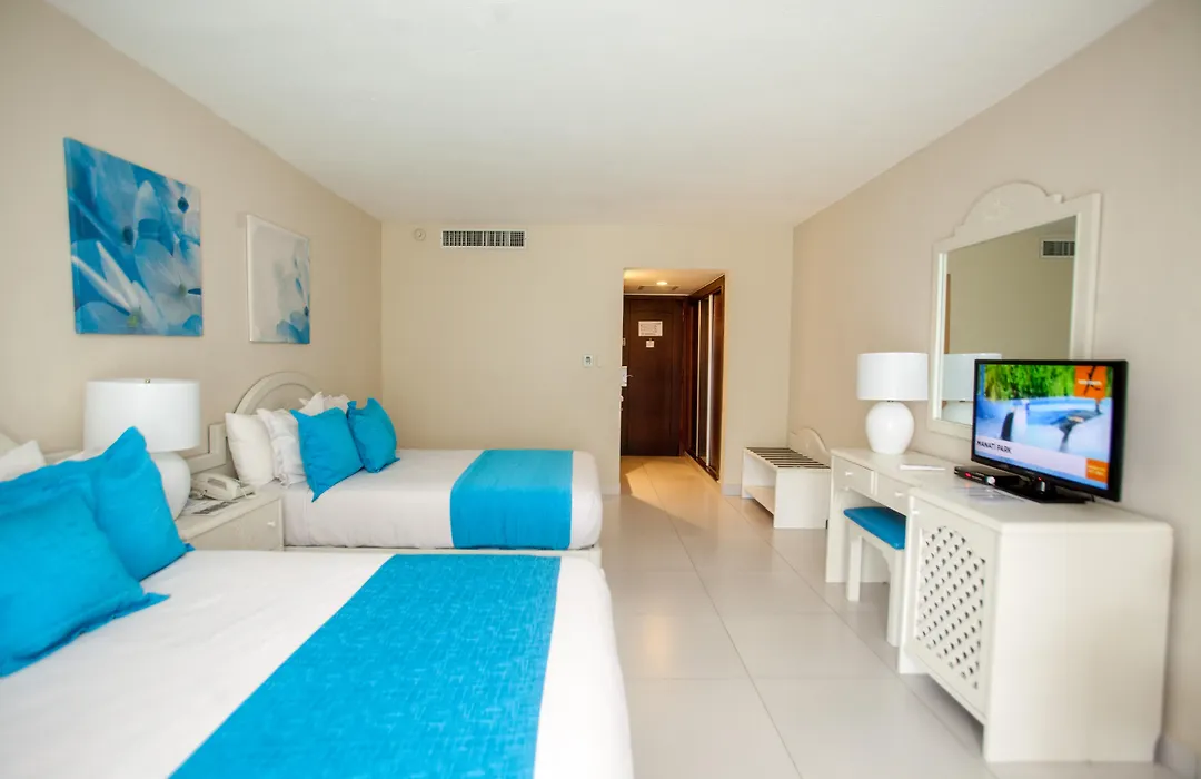 Hotel Vista Sol Punta Cana-1